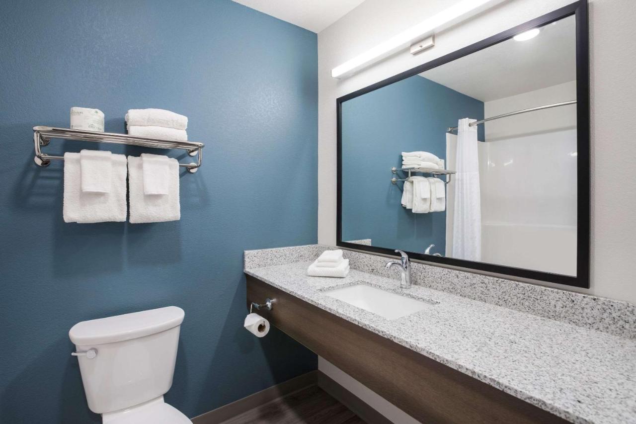 Woodspring Suites Detroit Madison Heights Exterior foto